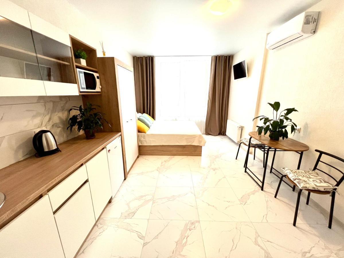 Osapart Hotel In A Complex Semycvit 2 리비프 외부 사진