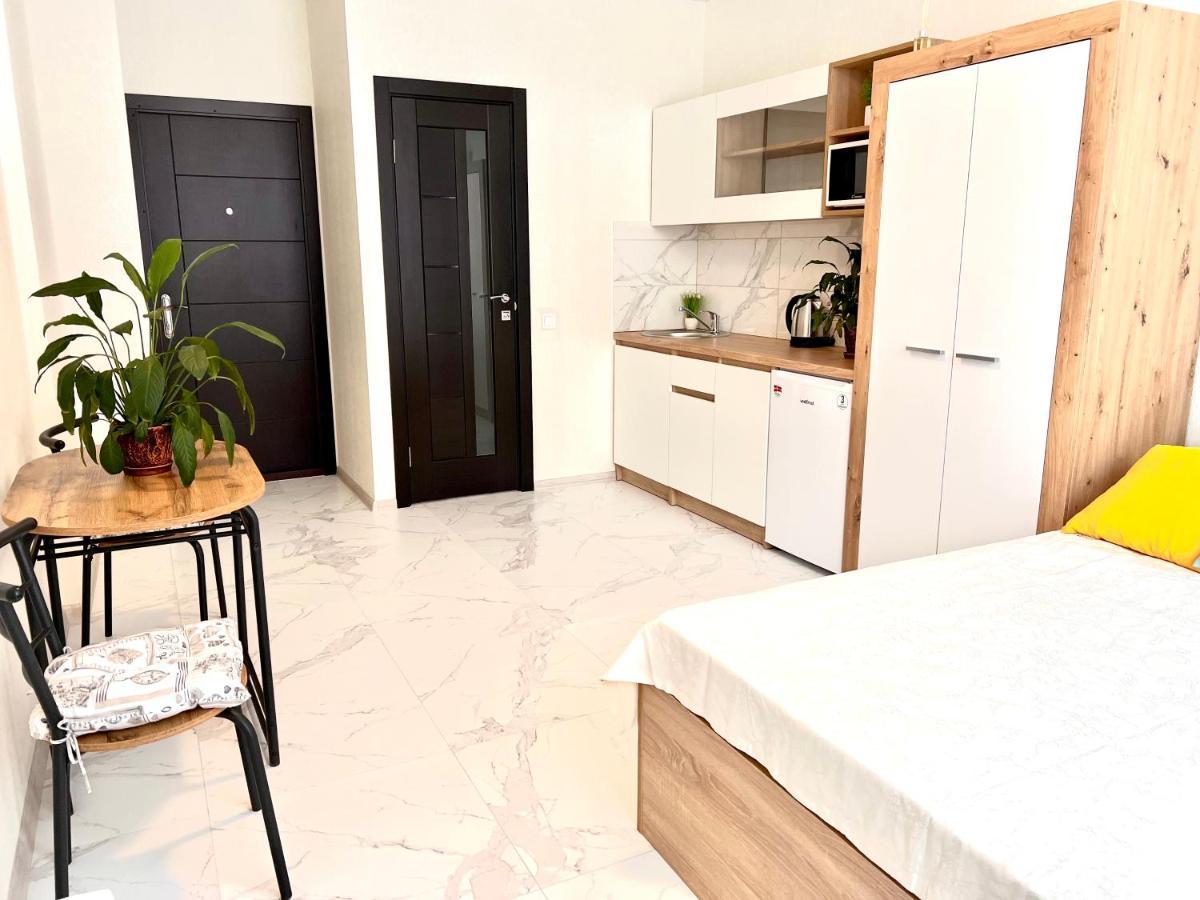 Osapart Hotel In A Complex Semycvit 2 리비프 외부 사진