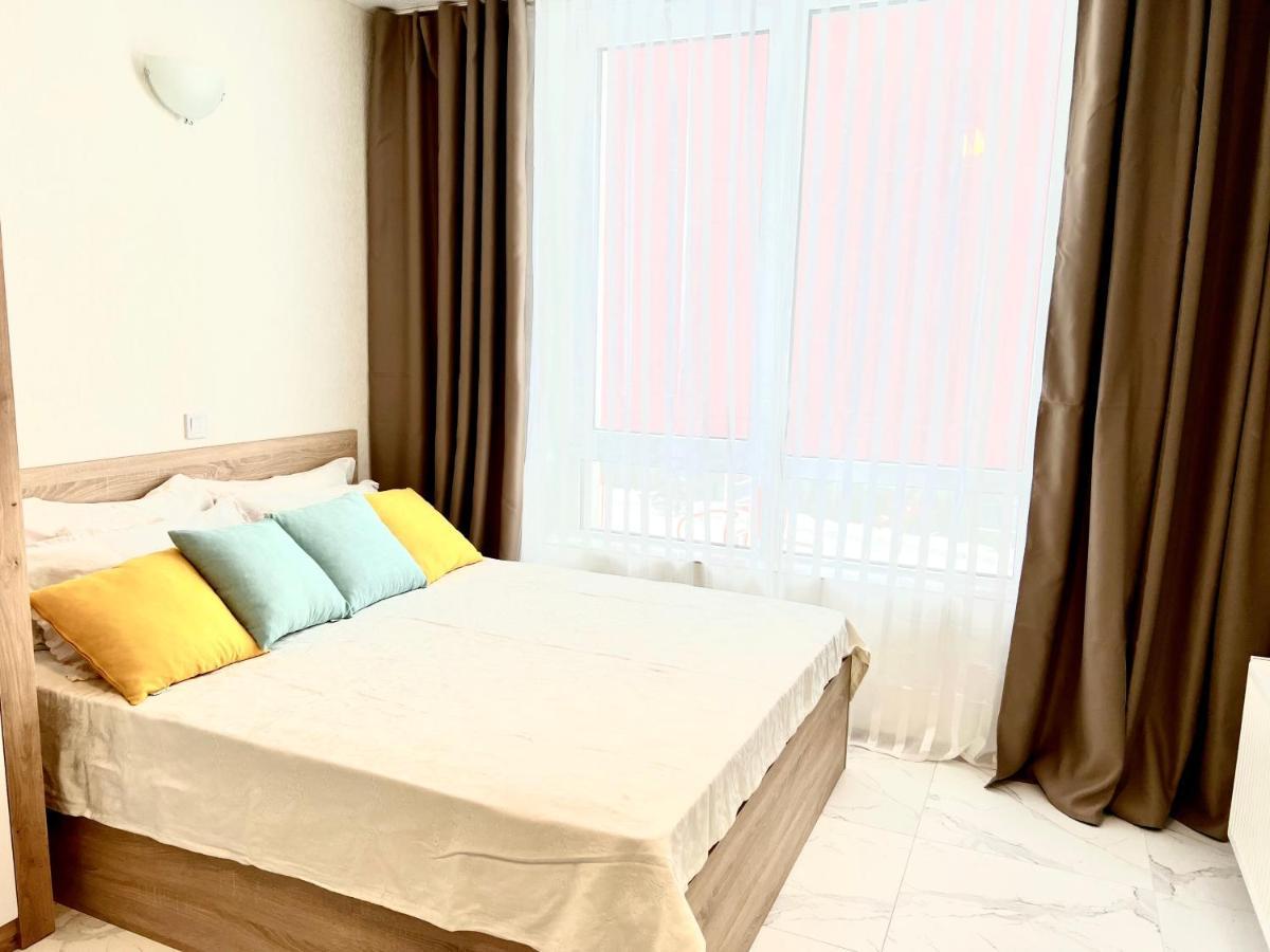 Osapart Hotel In A Complex Semycvit 2 리비프 외부 사진