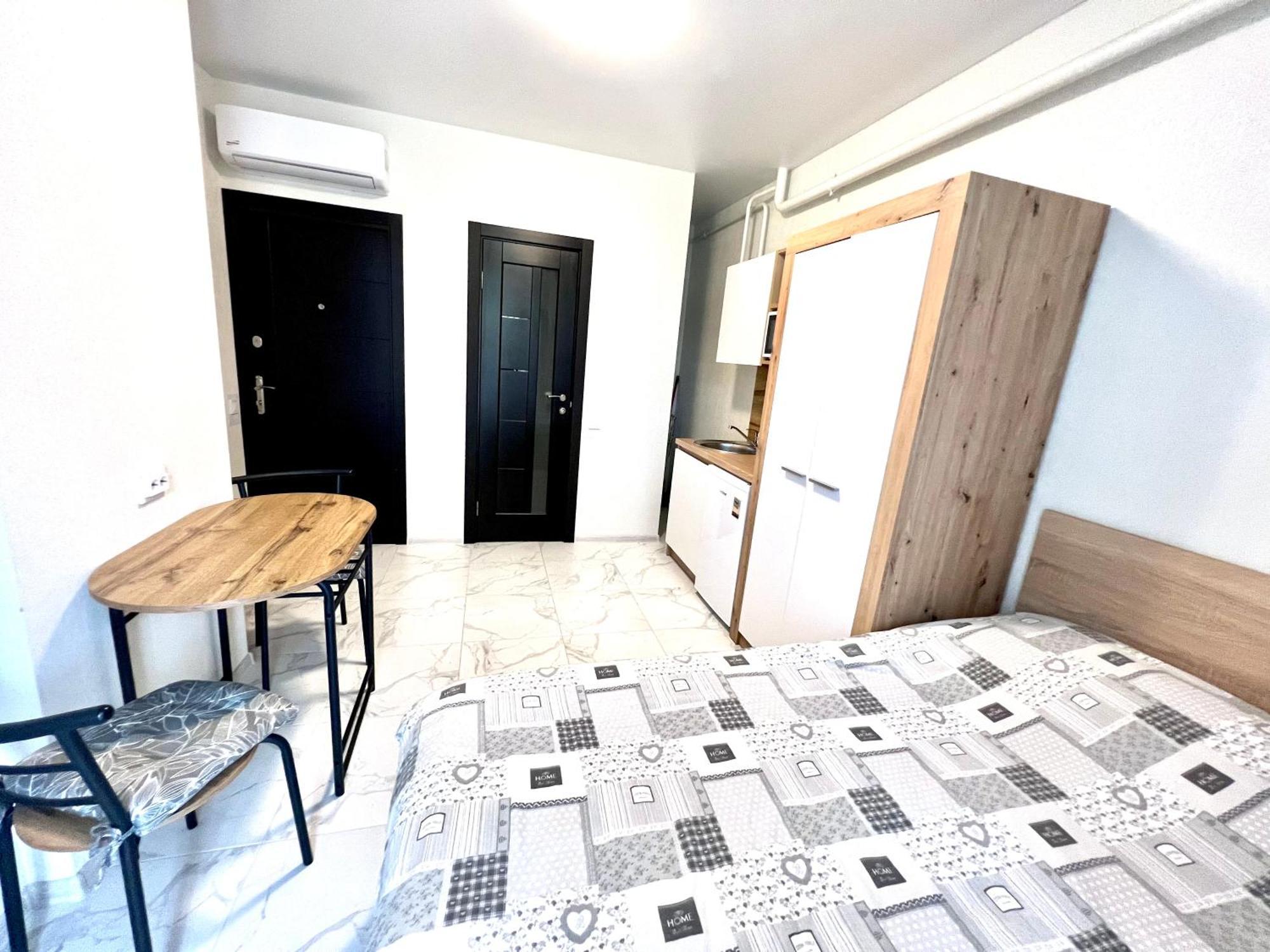 Osapart Hotel In A Complex Semycvit 2 리비프 외부 사진