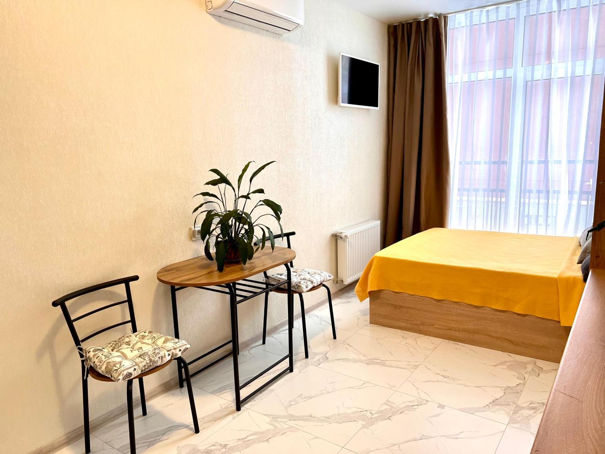 Osapart Hotel In A Complex Semycvit 2 리비프 외부 사진